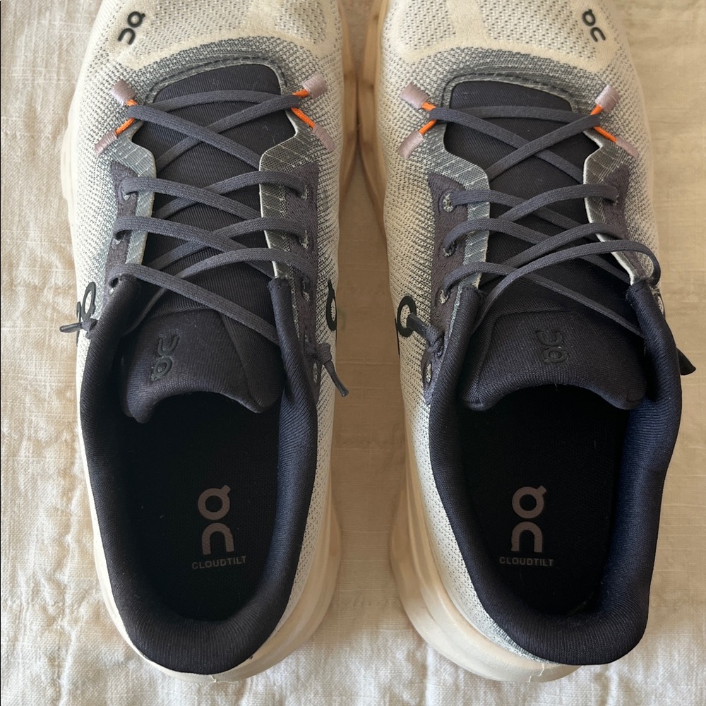 On Running Women's Cloudtilt Sneakers - Iron Dew - Picture 9 of 9